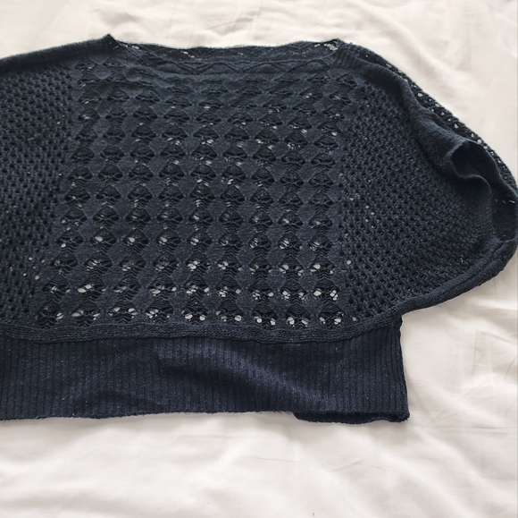 Sweater top - Picture 6 of 7